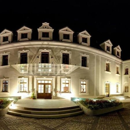 Hotel Zamek Lubliniec Luaran gambar