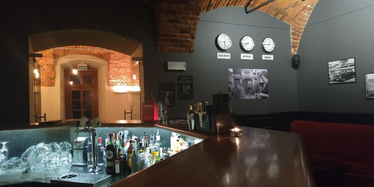 Hotel Zamek Lubliniec Luaran gambar